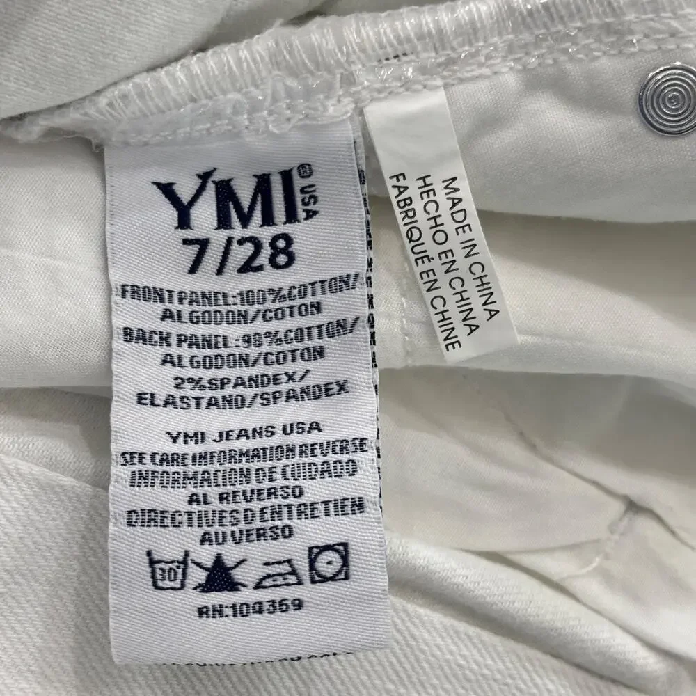 NWT YMI Size 28 (7) High Rise Dream Fit Distressed White Denim Shorts